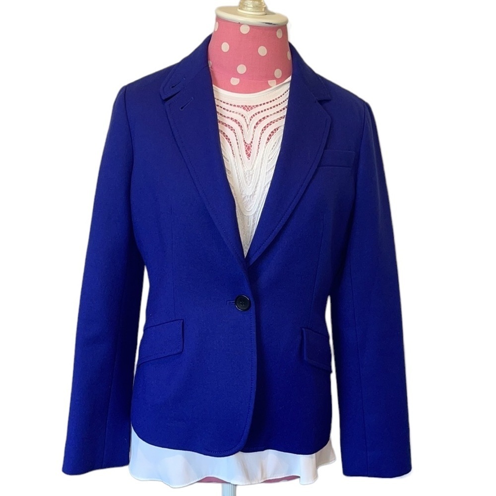 TALBOTS blue (peony) one button blazer